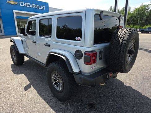 Used 2024 Jeep Wrangler Unlimited Rubicon 392 AWD/4WD image 31