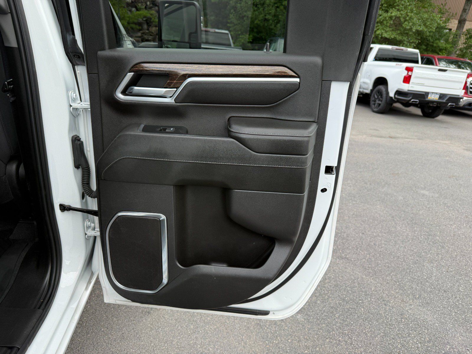 Used 2024 GMC Sierra 2500 SLE w/ SLE Convenience Package AWD/4WD image 21