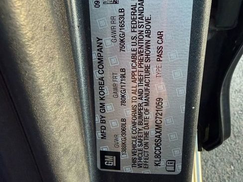 Used 2021 Chevrolet Spark LT image 32