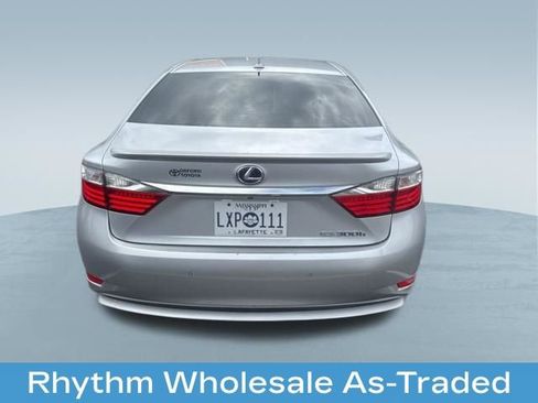 Used 2013 Lexus ES 300h w/ Luxury Pkg FWD image 8