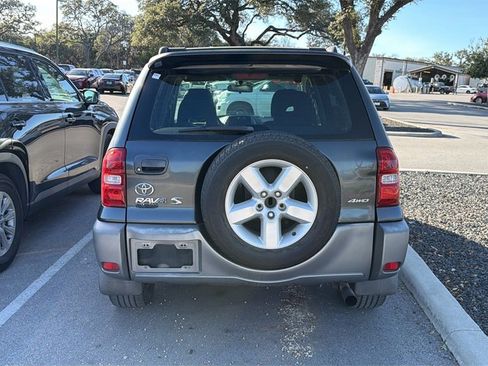 Used 2004 Toyota RAV4 Base image 6