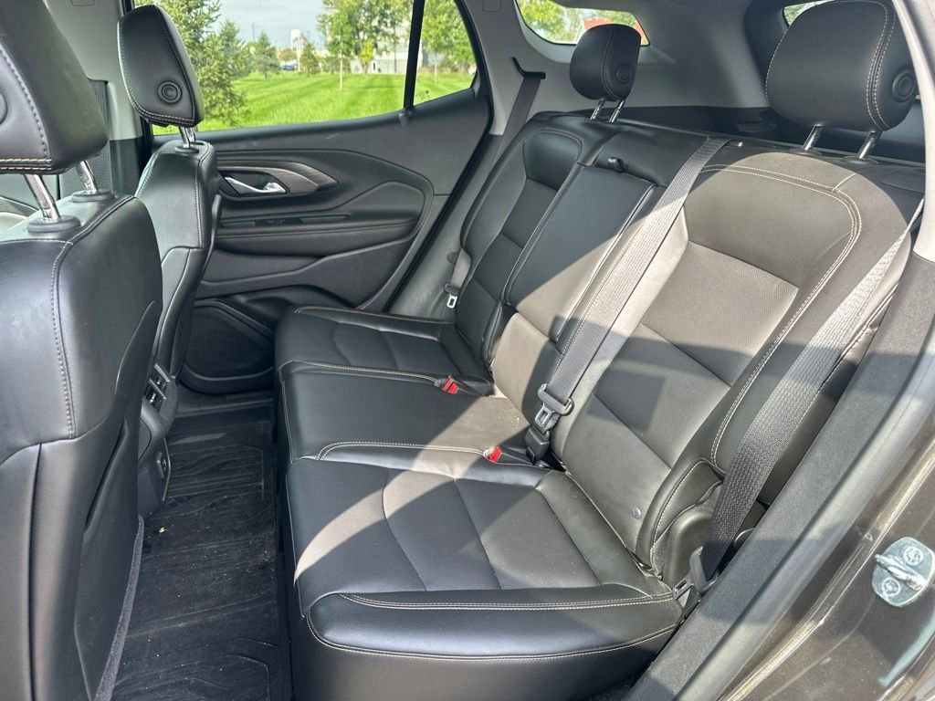 Used 2019 GMC Terrain SLT w/ Preferred Package AWD/4WD image 14