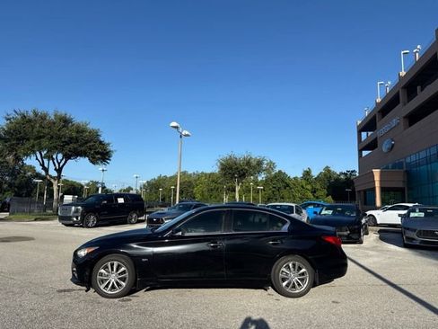 Used 2017 INFINITI Q50 Premium w/ 2.0T Premium Plus Package RWD image 2