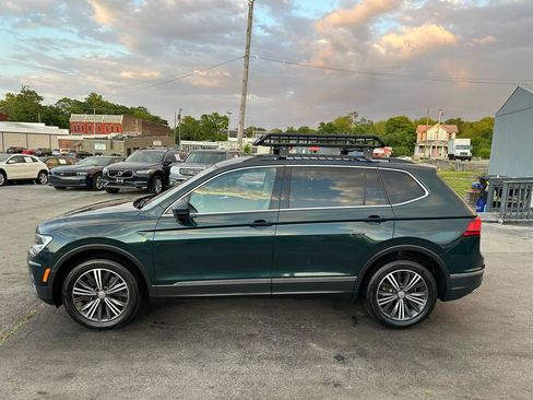 Used 2018 Volkswagen Tiguan SE w/ 18" Alloy Wheels Package AWD/4WD image 7