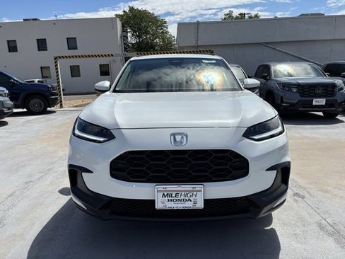 New 2026 Honda HR-V LX image 5