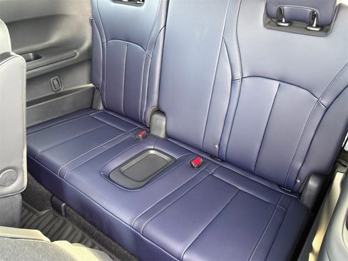 New 2026 INFINITI QX60 Sport image 17