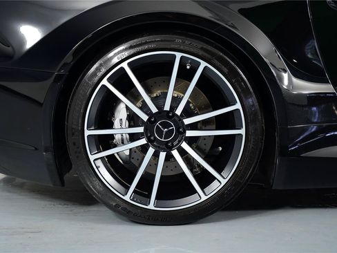 Used 2009 Mercedes-Benz SL 65 AMG image 11