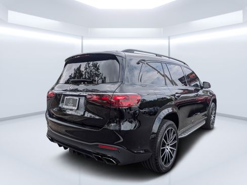 Used 2024 Mercedes-Benz GLS 63 AMG 4MATIC image 31