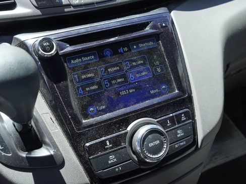 Used 2015 Honda Odyssey EX image 16