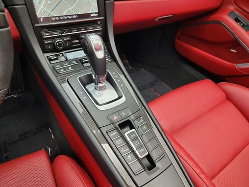Used 2016 Porsche 911 4 Cabriolet AWD/4WD image 16
