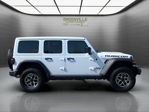 Used 2026 Jeep Wrangler Unlimited Rubicon w/ Safety Group AWD/4WD image 10