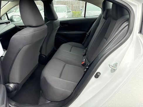 Used 2023 Toyota Corolla LE image 30
