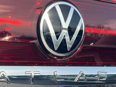 New 2026 Volkswagen Atlas SEL Premium R-Line image 28