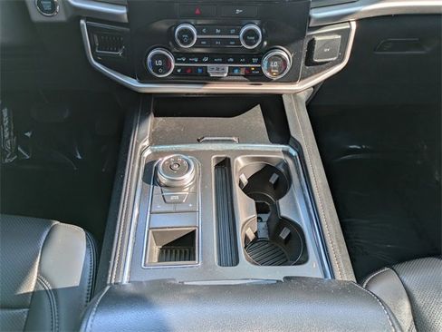 Certified 2023 Ford Expedition XLT image 19