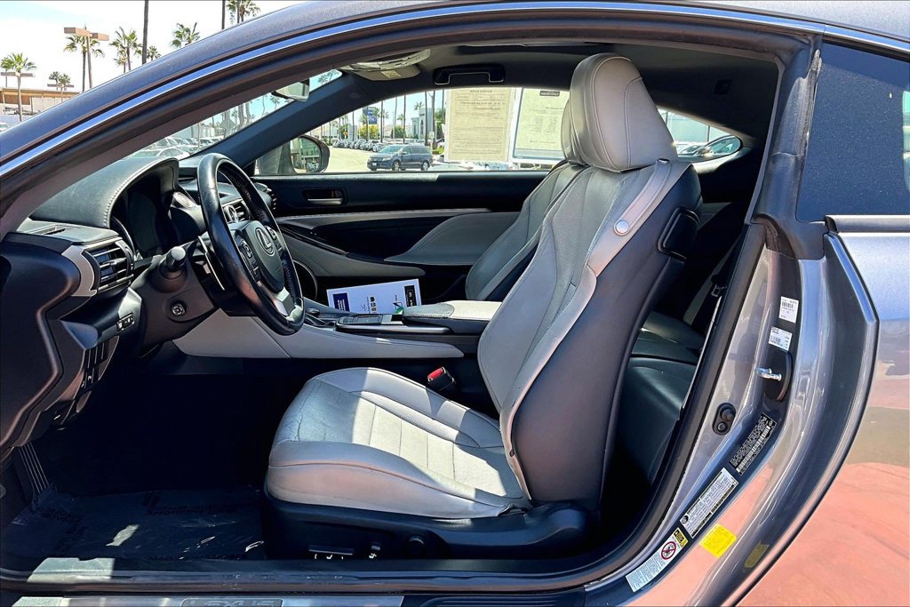 Used 2015 Lexus RC 350 w/ Luxury Package RWD image 14