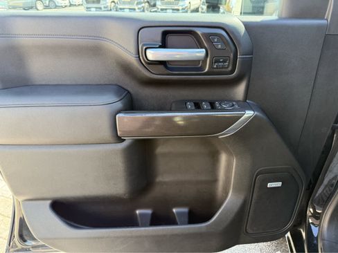 Used 2021 Chevrolet Silverado 2500 LTZ w/ Carhartt Edition image 11