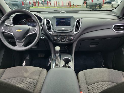 Used 2023 Chevrolet Equinox LT image 9