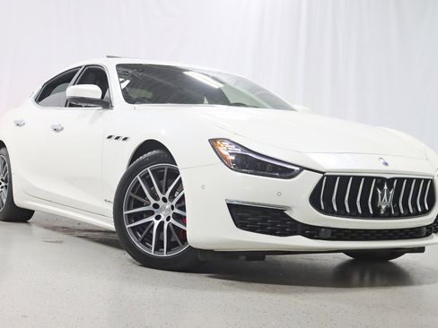 Used 2020 Maserati Ghibli S GranLusso image 7