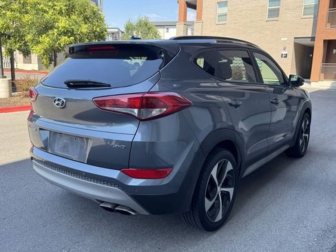 Used 2017 Hyundai Tucson Value AWD/4WD image 7