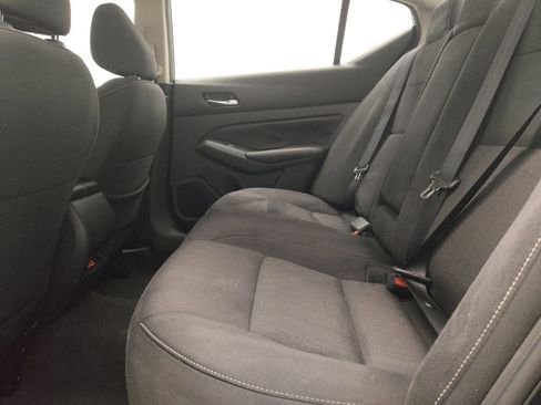 Used 2022 Nissan Altima 2.5 SV FWD image 18
