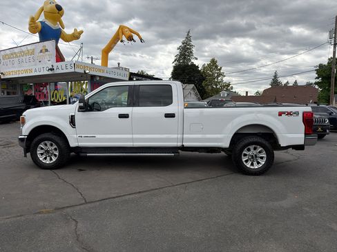 Used 2020 Ford F250 XLT w/ XLT Value Package AWD/4WD image 3