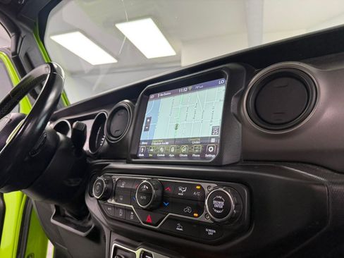 Used 2021 Jeep Wrangler Unlimited Sport AWD/4WD image 69