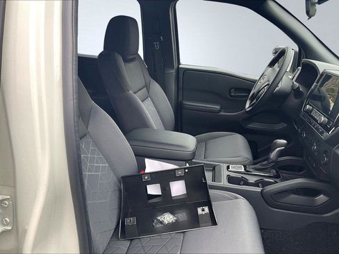 New 2026 Nissan Frontier SV w/ Tow Package image 9