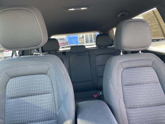 Used 2026 Chevrolet Equinox LT AWD/4WD image 27