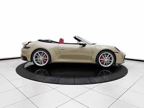 Used 2022 Porsche 911 Carrera S image 18