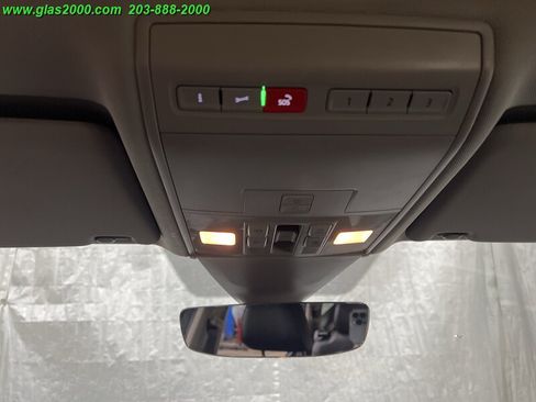 Used 2020 Volkswagen Atlas SEL AWD/4WD image 34