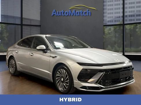 Used 2025 Hyundai Sonata Limited image 1