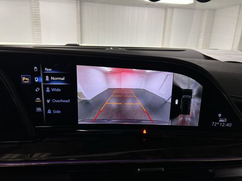 Certified 2024 Cadillac Escalade Premium Luxury image 88