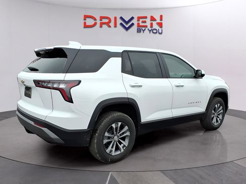 New 2026 Chevrolet Equinox LT w/ Safety and Technology Package image 5