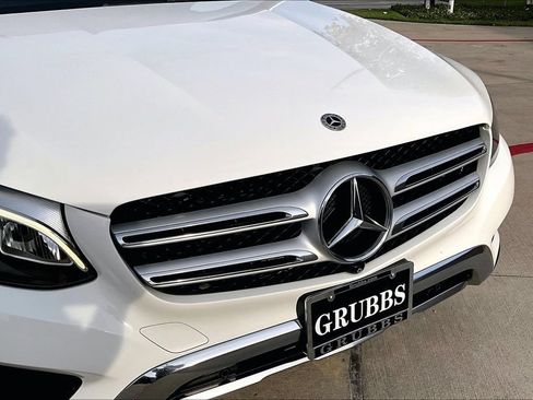 Used 2018 Mercedes-Benz GLC 300 image 38