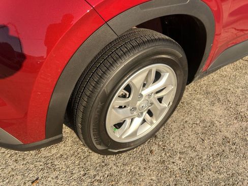 Used 2026 Hyundai Venue SE image 16