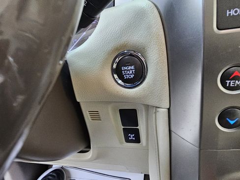 Used 2017 Lexus GX 460 image 36