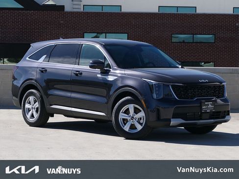 New 2026 Kia Sorento LX FWD image 29