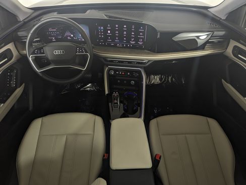 Certified 2025 Audi Q5 Premium w/ Premium Plus AWD/4WD image 15