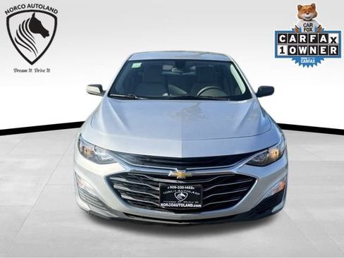 Used 2021 Chevrolet Malibu LS image 2