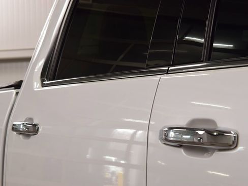 Used 2023 Chevrolet Silverado 2500 High Country w/ Safety Package II image 22