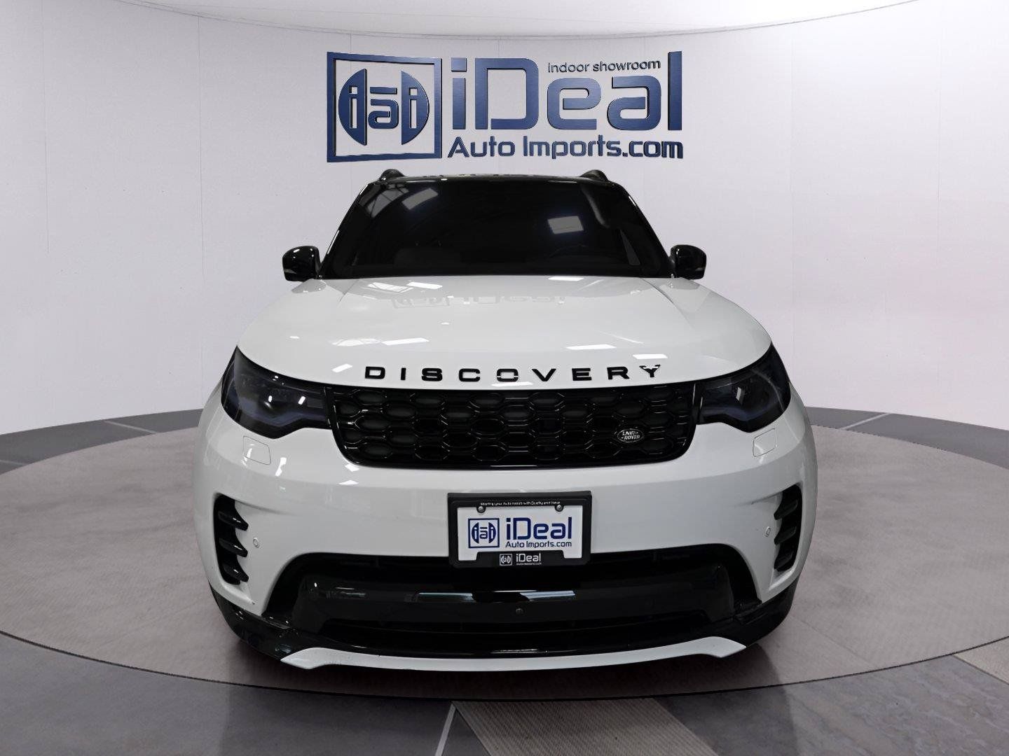 Used 2022 Land Rover Discovery HSE R-Dynamic AWD/4WD image 8