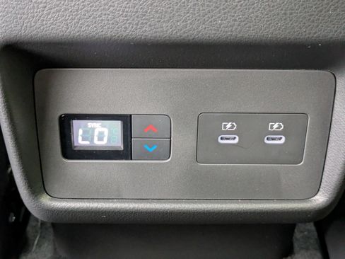 Certified 2024 Nissan Rogue SL w/ SL Premium Package image 16