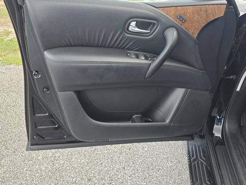 Used 2024 Nissan Armada SL w/ Captain's Chairs Package RWD image 35