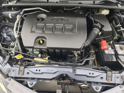 Used 2015 Toyota Corolla LE image 36