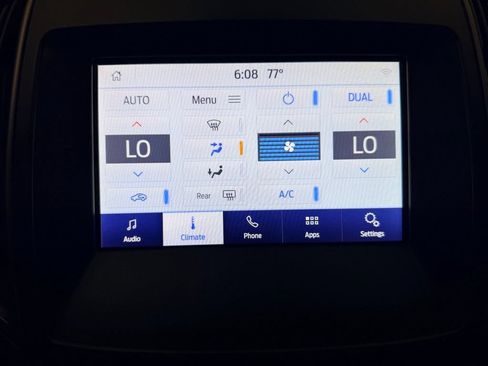 Used 2020 Ford Edge SE AWD/4WD image 19