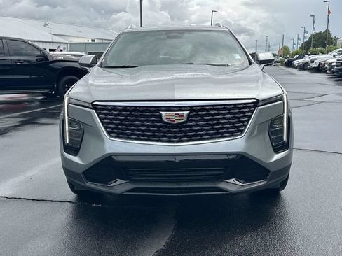 Certified 2025 Cadillac XT4 Premium Luxury FWD image 3