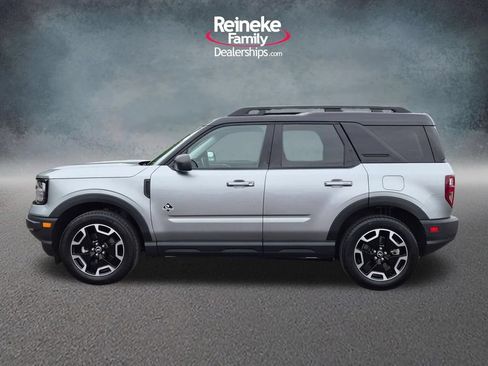 Used 2023 Ford Bronco Sport Outer Banks w/ Tech Package AWD/4WD image 9