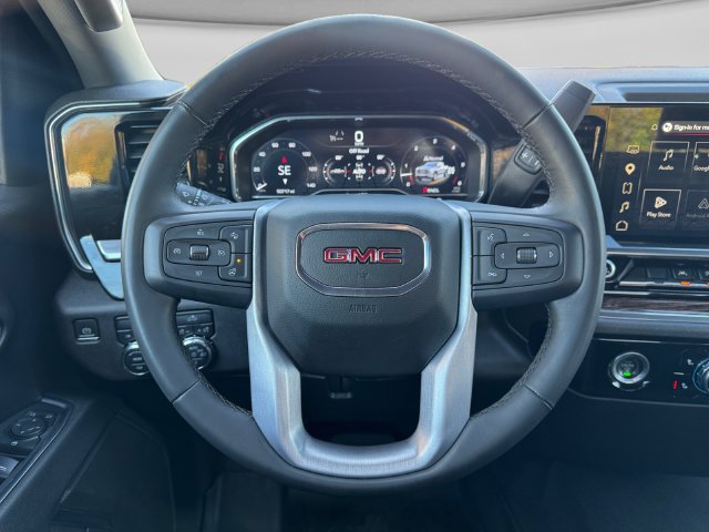 Used 2023 GMC Sierra 1500 Elevation AWD/4WD image 12