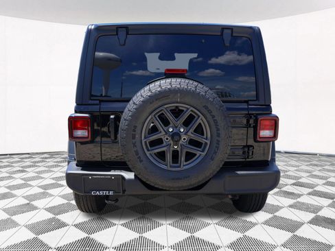 New 2026 Jeep Wrangler Unlimited Sport AWD/4WD image 13