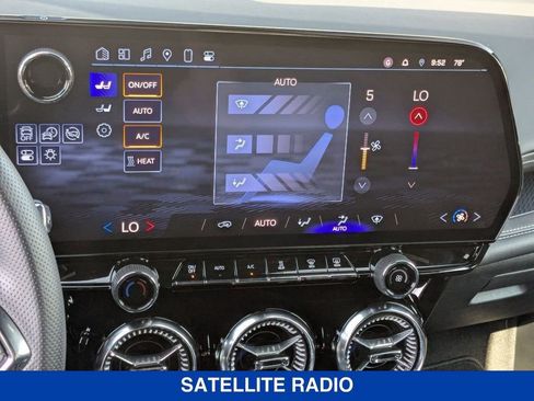 New 2025 Chevrolet Blazer EV LT AWD/4WD image 22